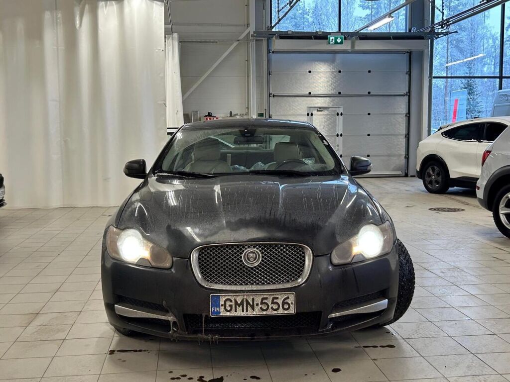 Jaguar XF 2008 Met. Musta