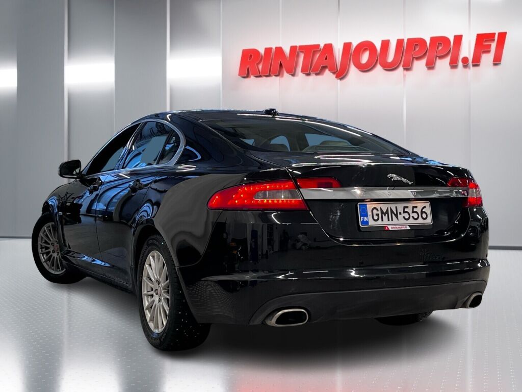 Jaguar XF 2008 Met. Musta