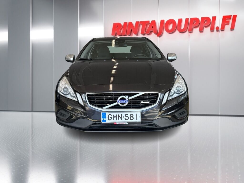 Volvo V60 2011 Musta