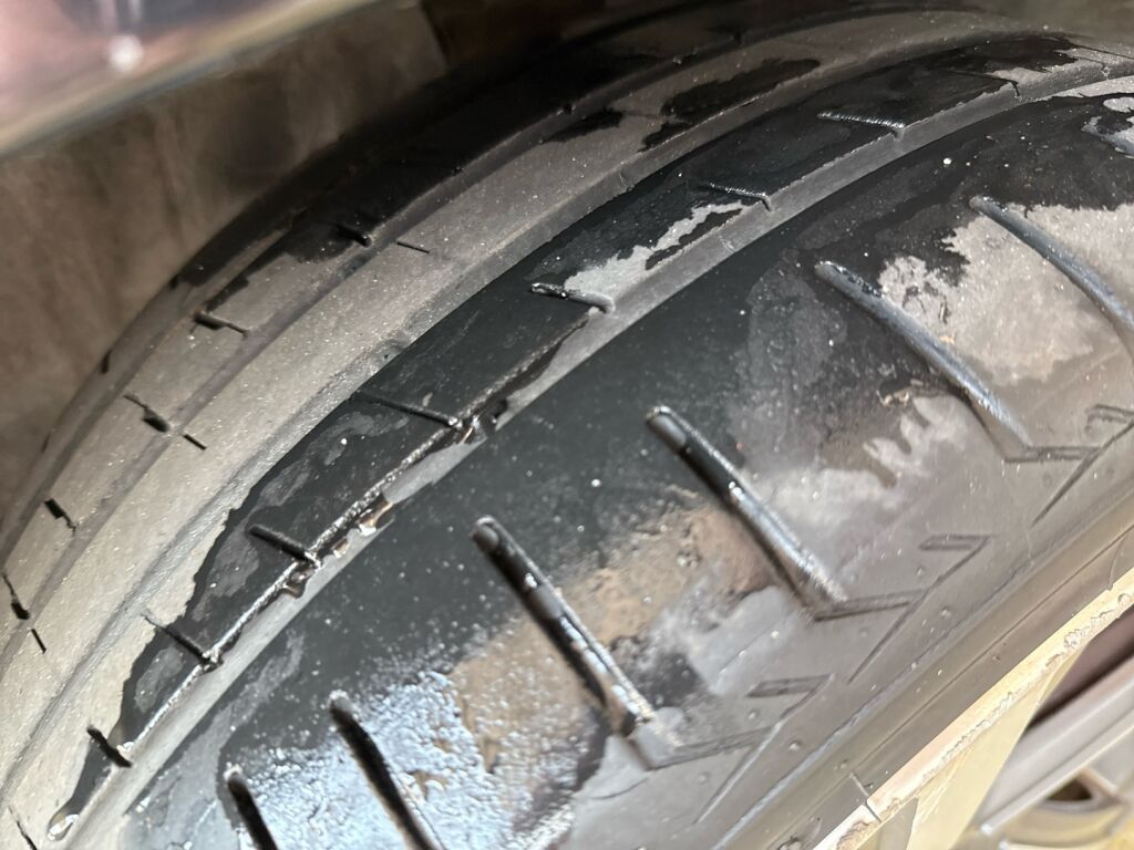 Volvo V60 2011 Musta