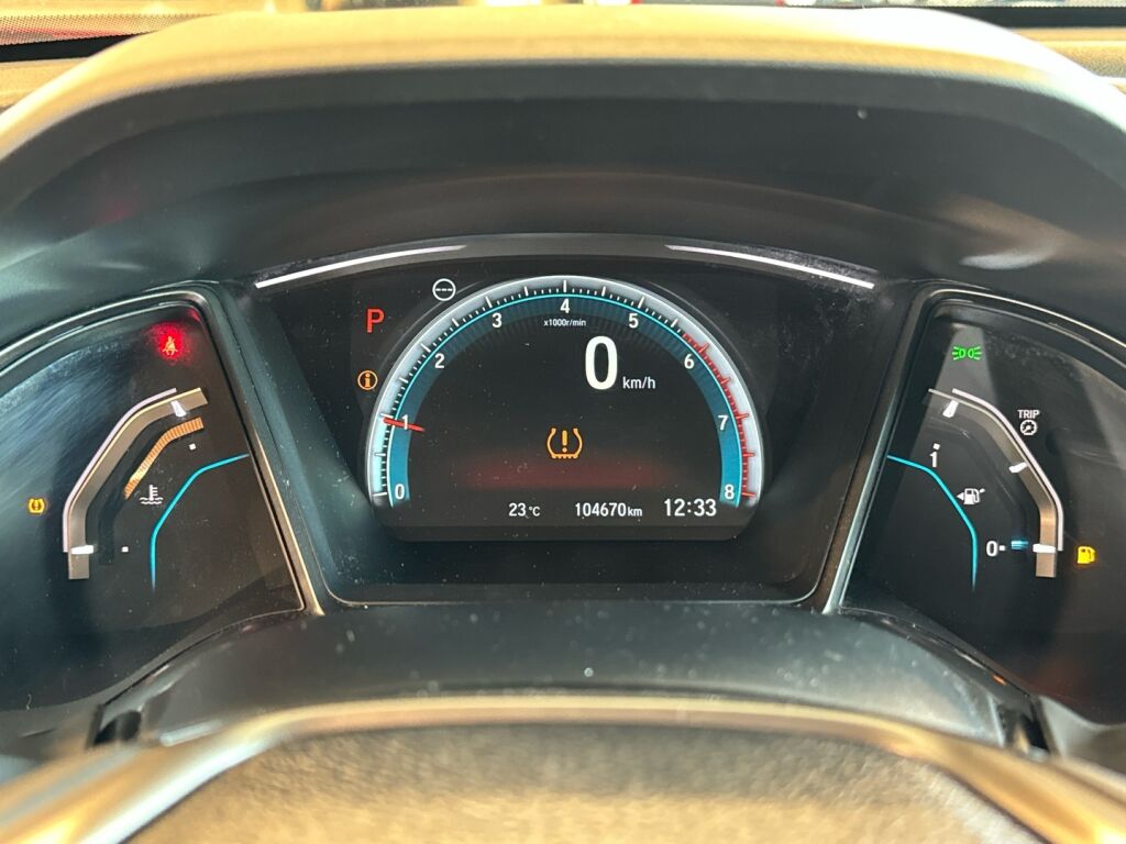 Honda Civic 2017 Punainen