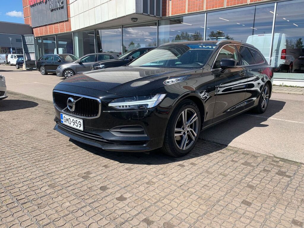 Volvo V90 2017 Musta