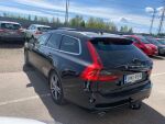 Volvo V90 2017 Musta