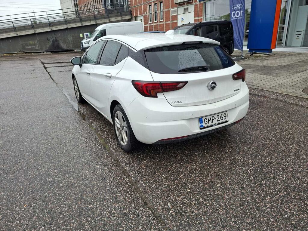Opel Astra 2017 Valkoinen