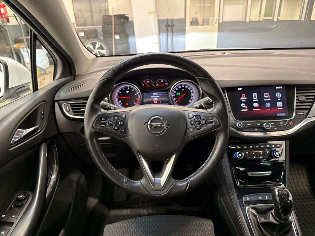 Opel Astra 2017 Valkoinen
