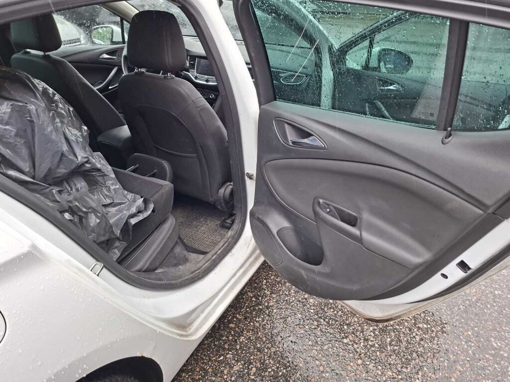Opel Astra 2017 Valkoinen