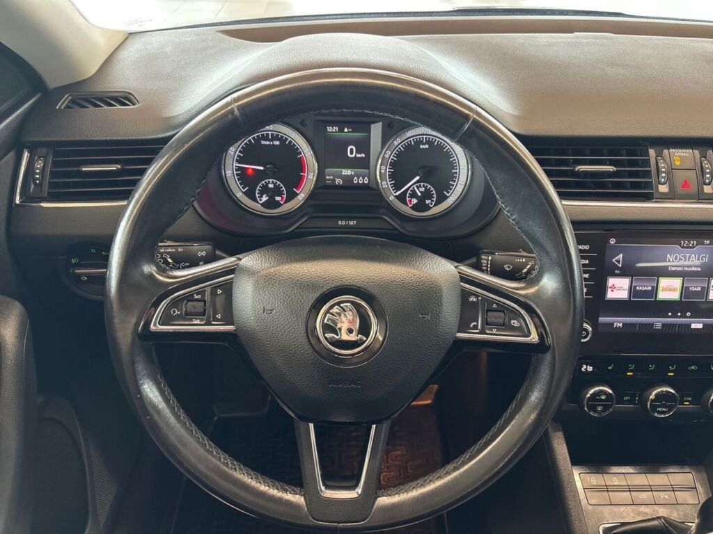 Skoda Octavia 2017 Harmaa
