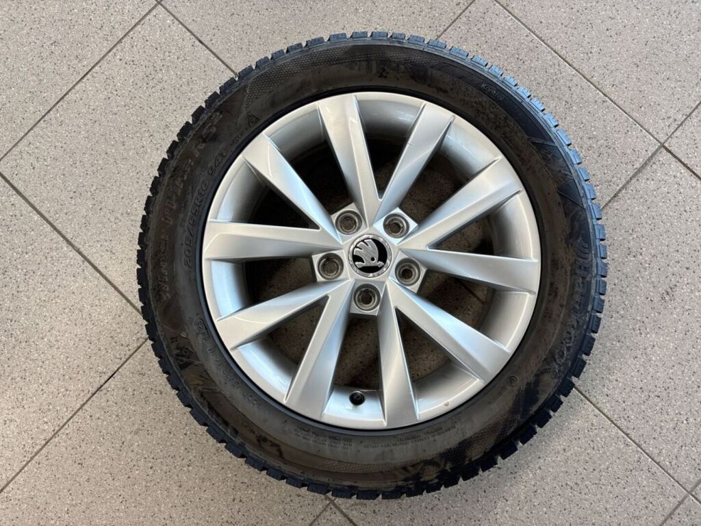 Skoda Octavia 2017 Harmaa
