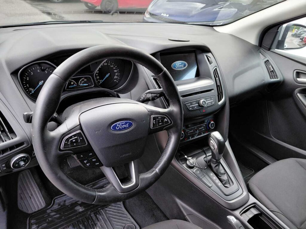 Ford Focus 2017 Harmaa