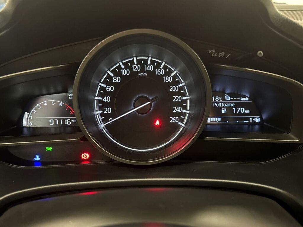Mazda Mazda3 2018 Punainen