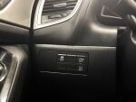 Mazda Mazda3 2018 Punainen