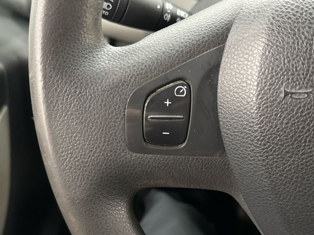 Renault Trafic 2017 Valkoinen