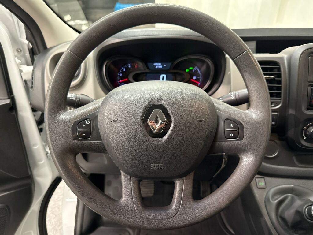 Renault Trafic 2017 Valkoinen
