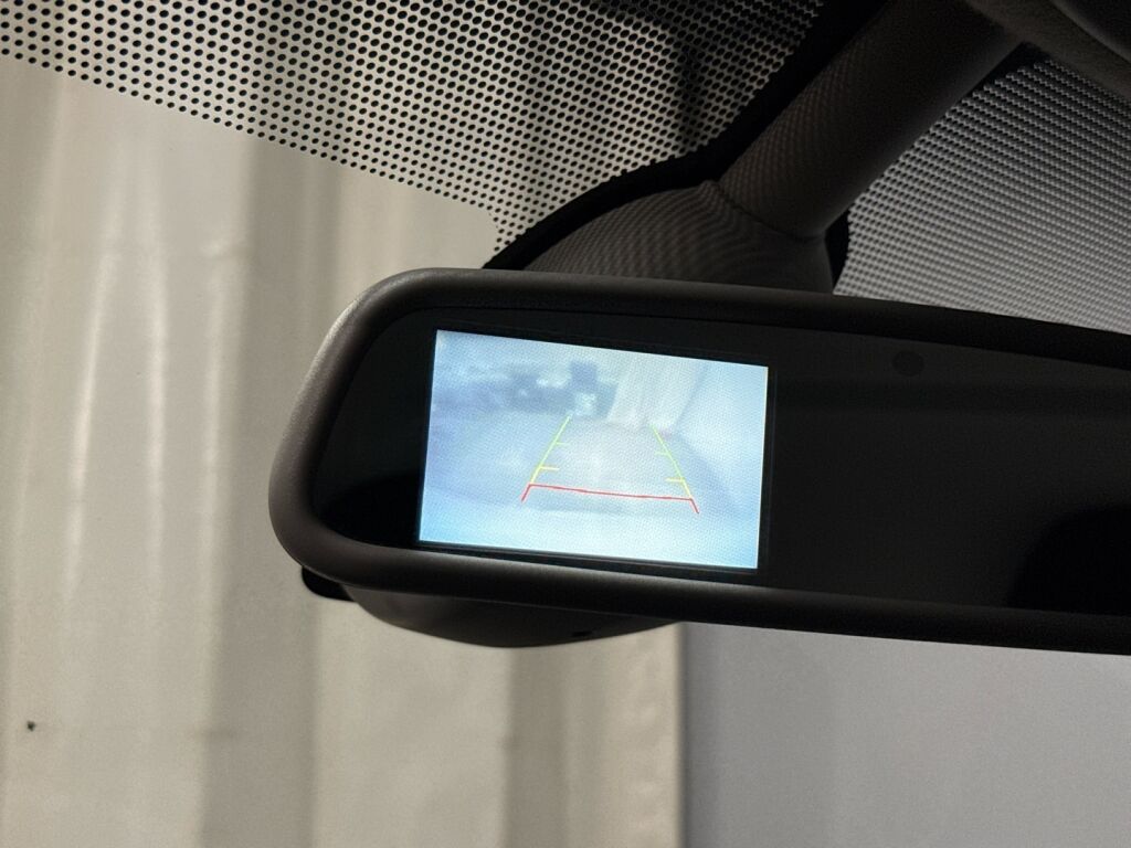 Renault Trafic 2017 Valkoinen