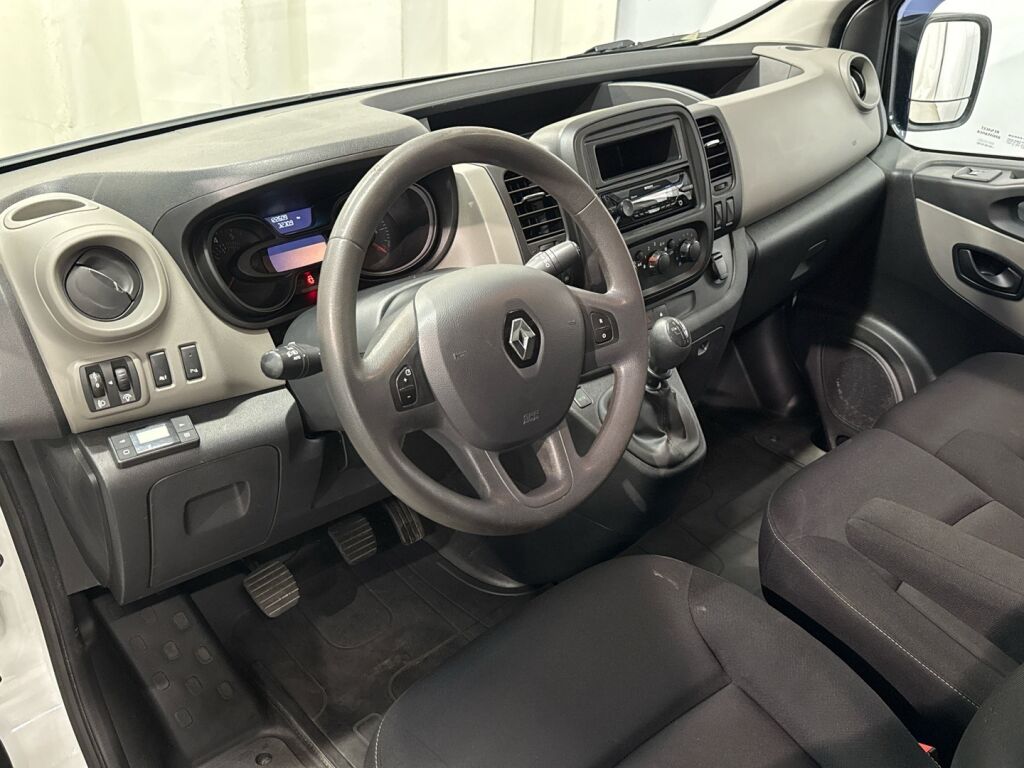 Renault Trafic 2017 Valkoinen