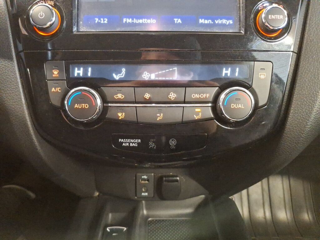 Nissan X-Trail 2017 Musta