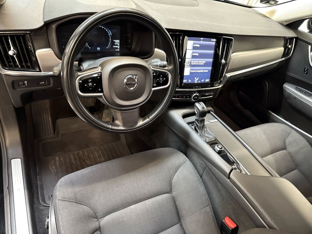 Volvo V90 2017 Musta