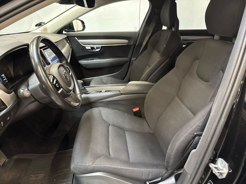 Volvo V90 2017 Musta