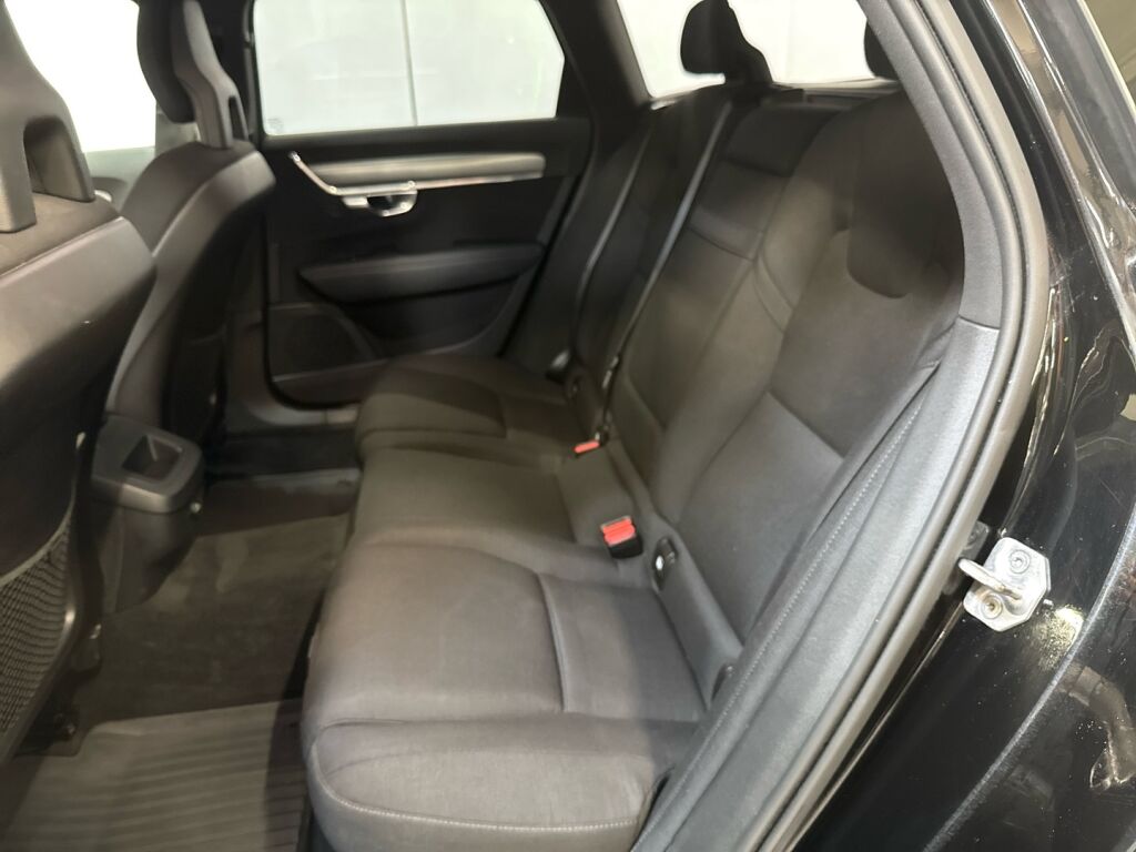 Volvo V90 2017 Musta