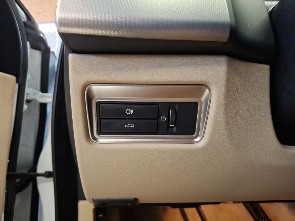 Jaguar XF 2013 Valkoinen