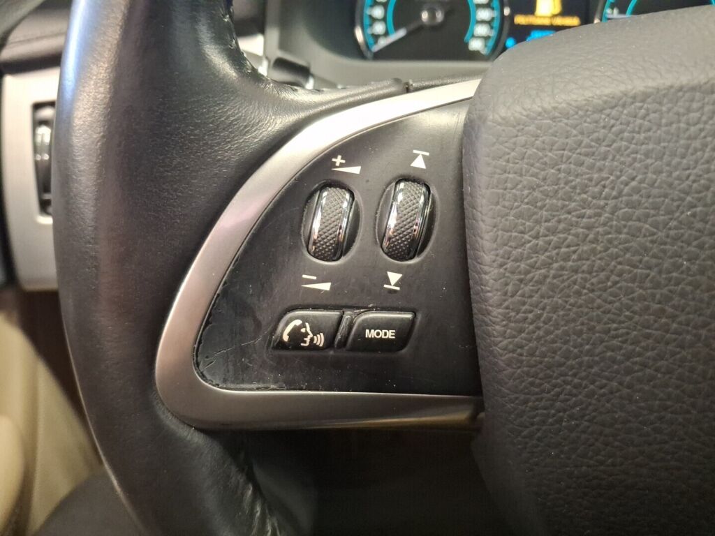 Jaguar XF 2013 Valkoinen