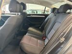 Volkswagen Passat 2017 Harmaa
