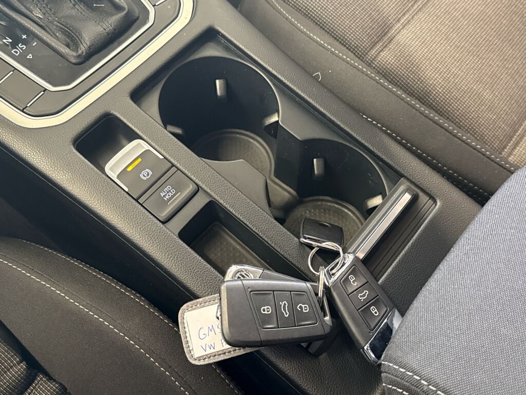 Volkswagen Passat 2017 Harmaa