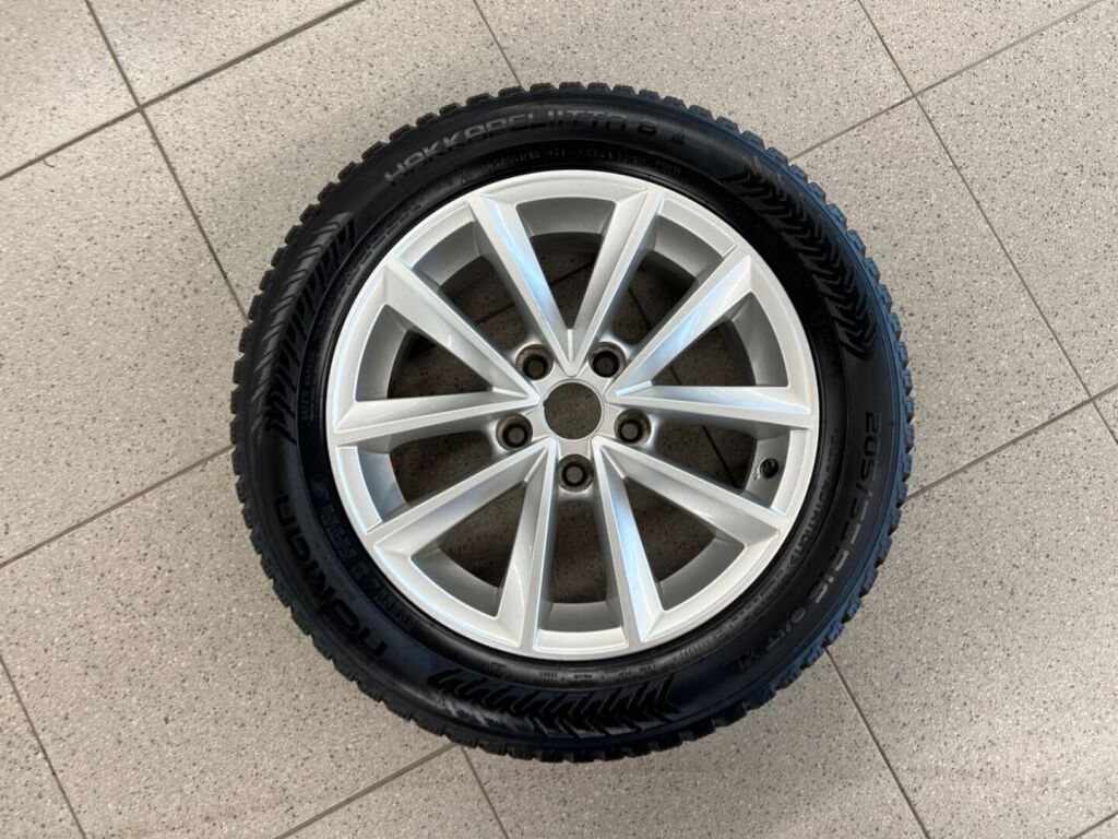 Renault Megane 2019 Punainen