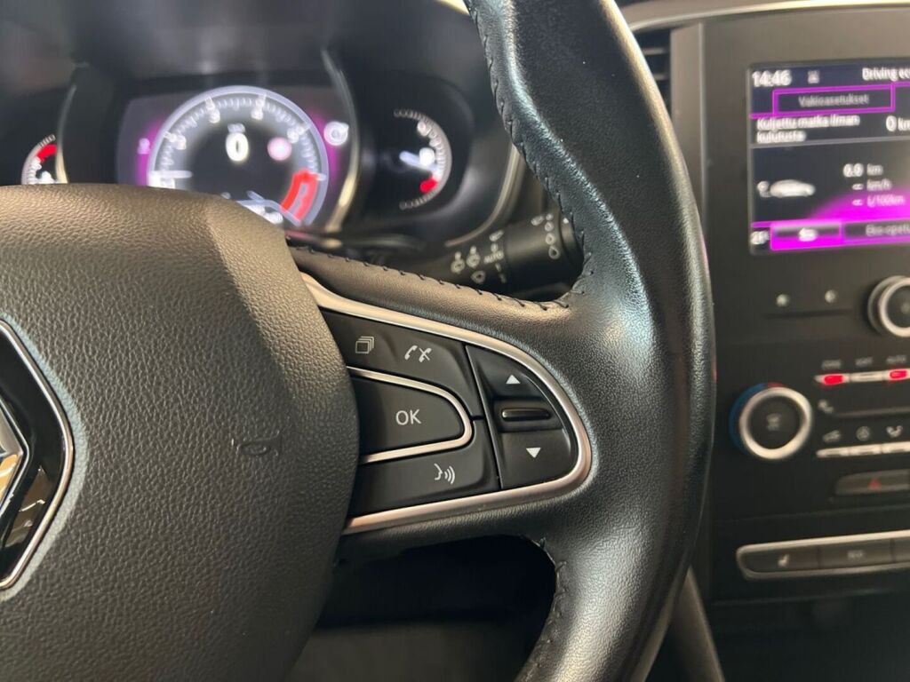 Renault Megane 2019 Punainen