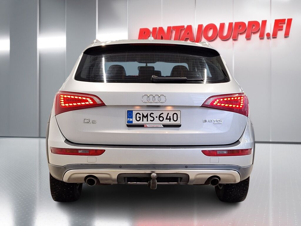 Audi Q5 2011 Harmaa