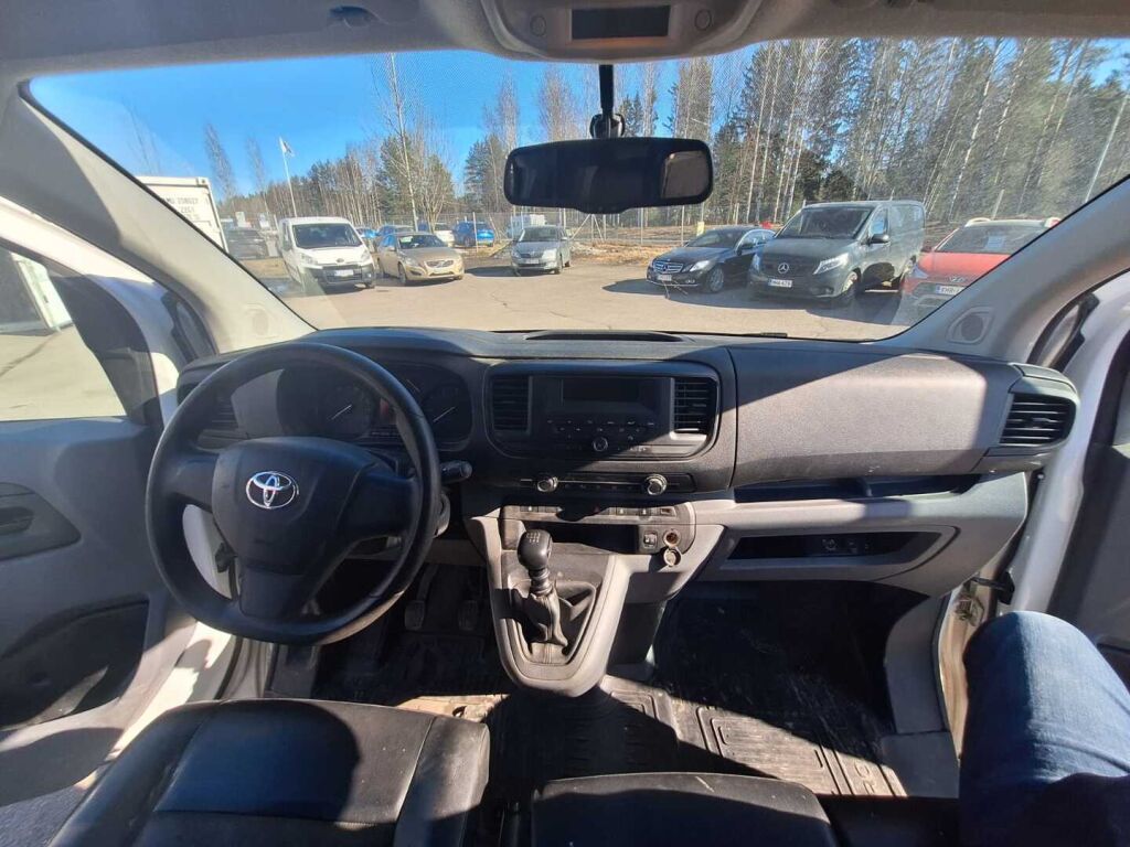 Toyota Proace 2018 Valkoinen