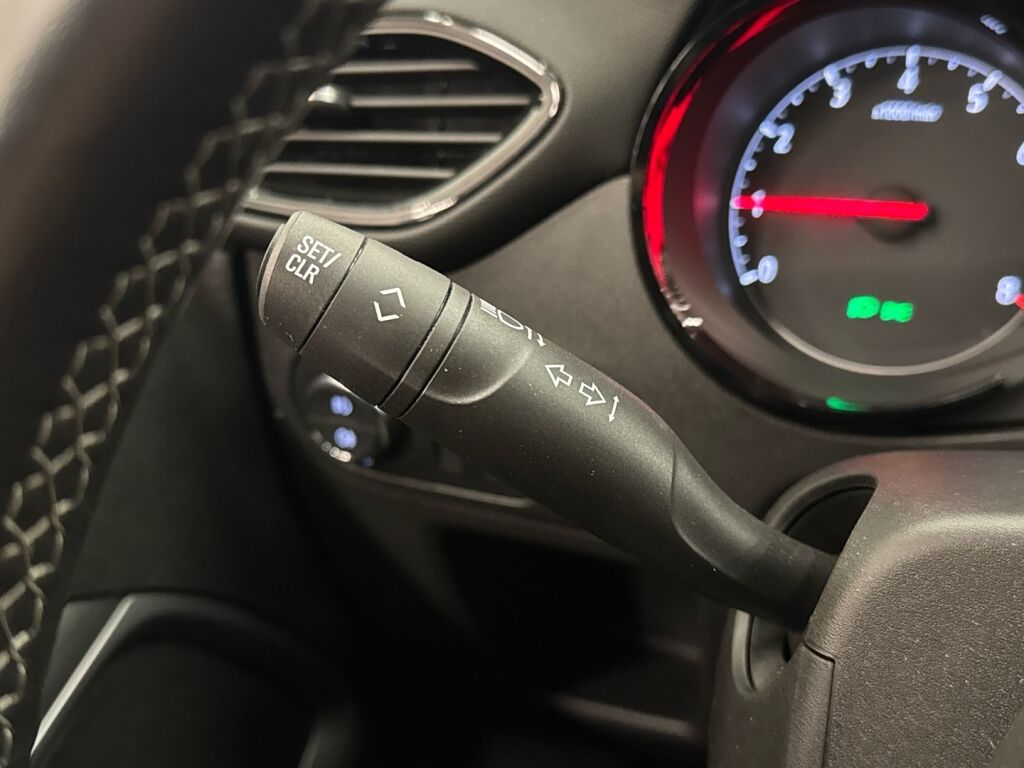 Opel Crossland X 2017 Harmaa