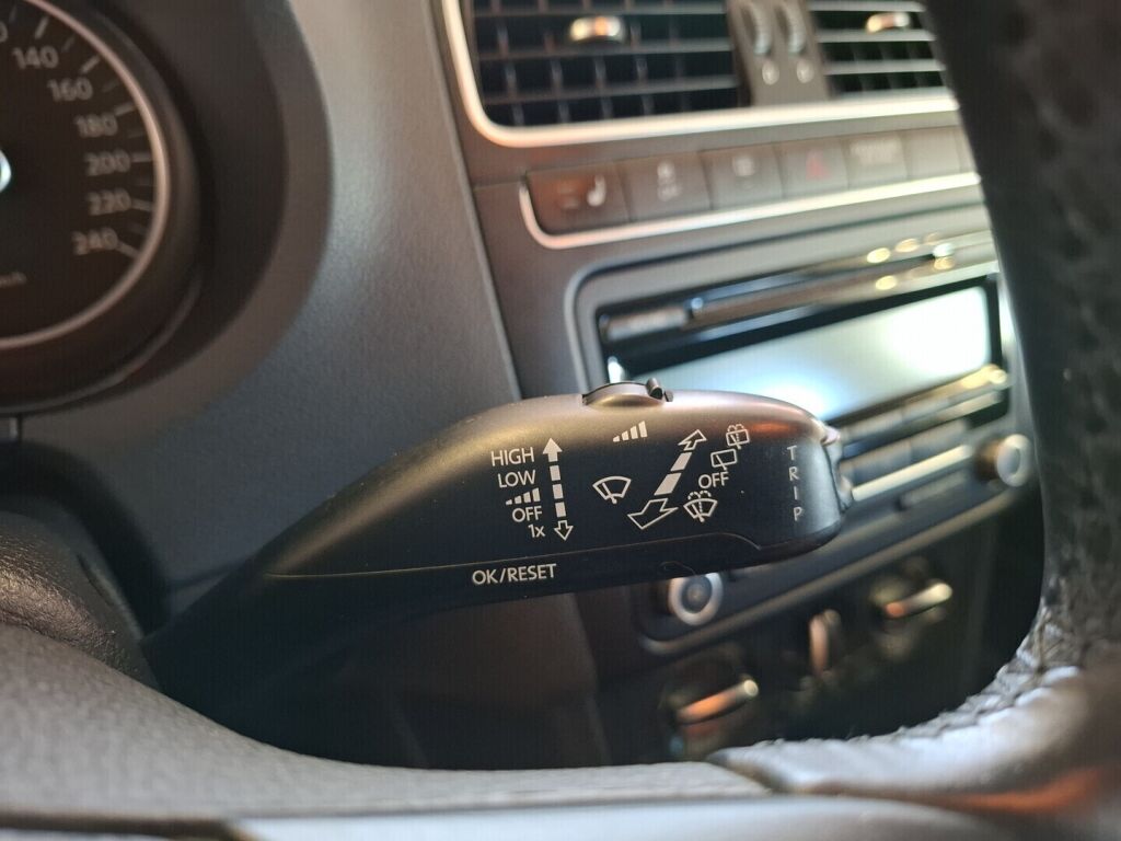 Volkswagen Polo 2010 Harmaa