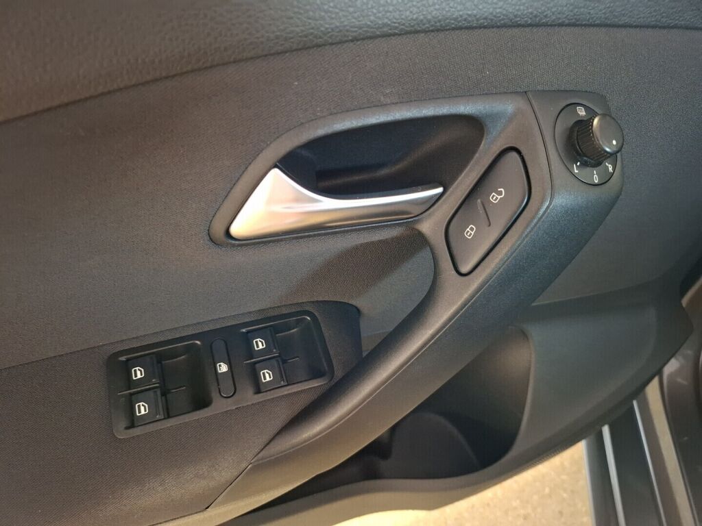 Volkswagen Polo 2010 Harmaa