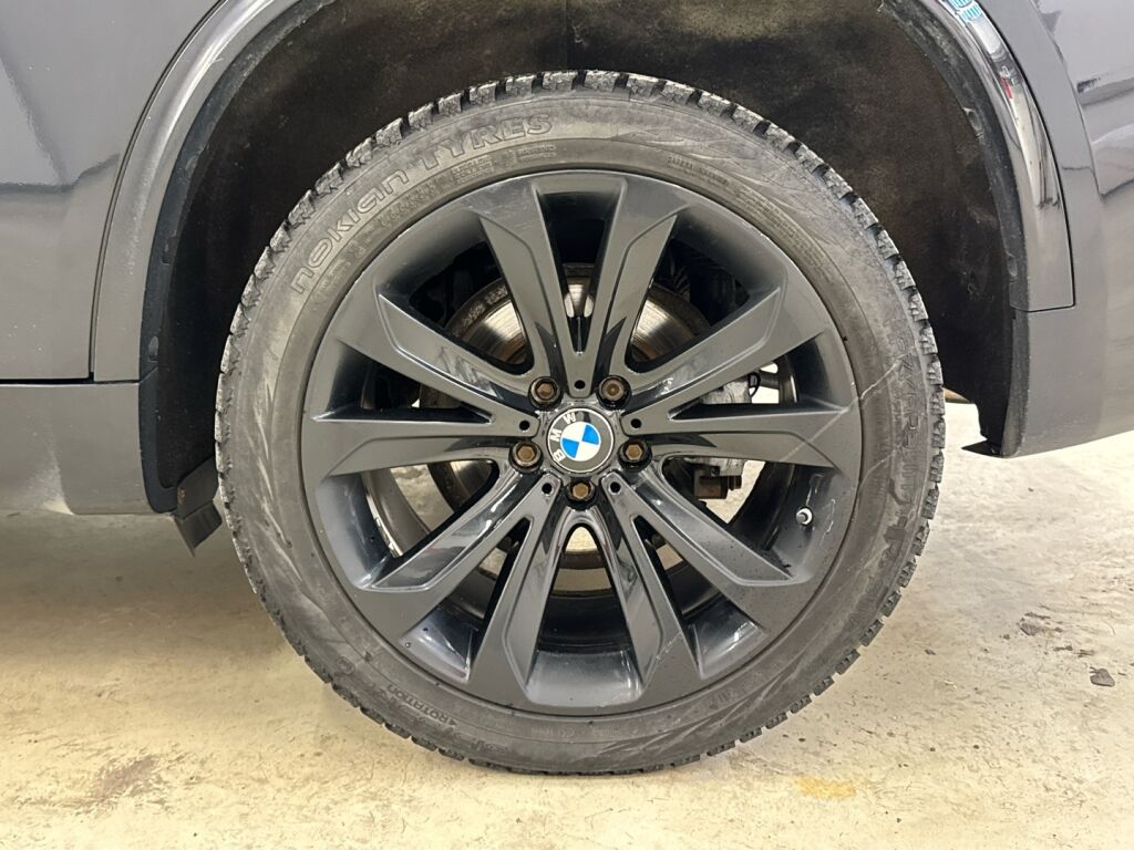 BMW X5 2016 Musta