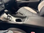 Toyota Avensis 2018 Punainen