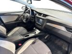 Toyota Avensis 2018 Punainen