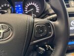 Toyota Avensis 2018 Punainen