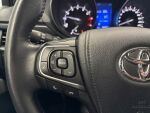 Toyota Avensis 2018 Punainen
