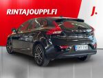 Volvo V40 2018 Musta