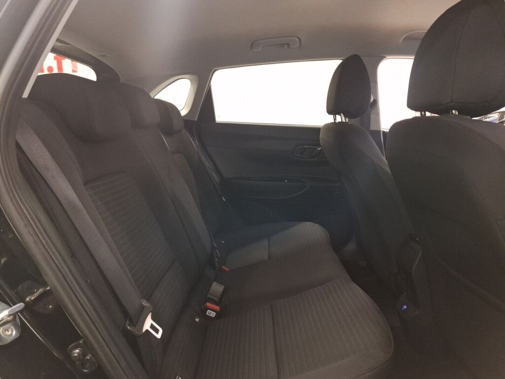 Hyundai i20 Hatchback 2021 Musta