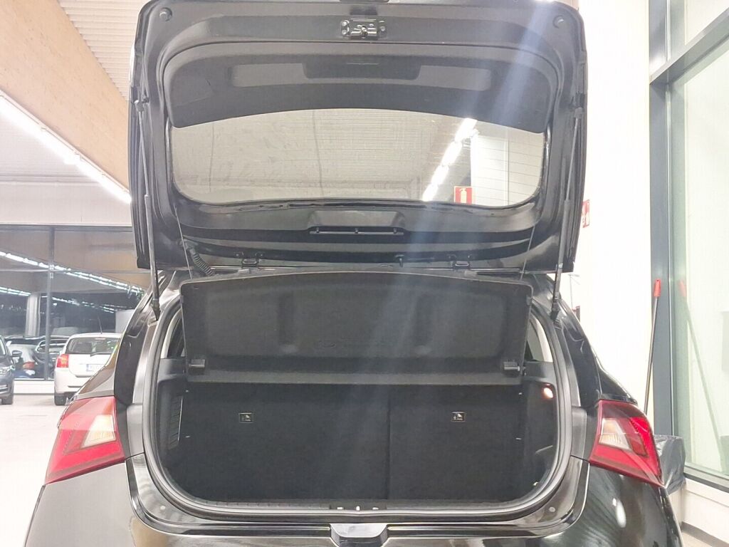 Hyundai i20 Hatchback 2021 Musta