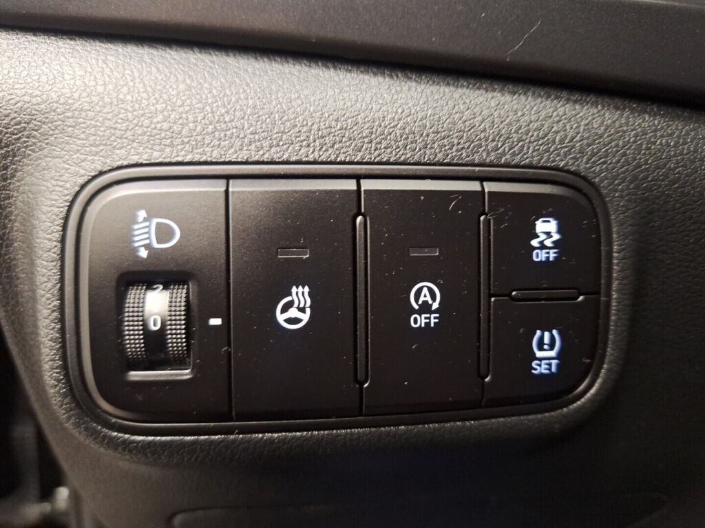 Hyundai i20 Hatchback 2021 Musta