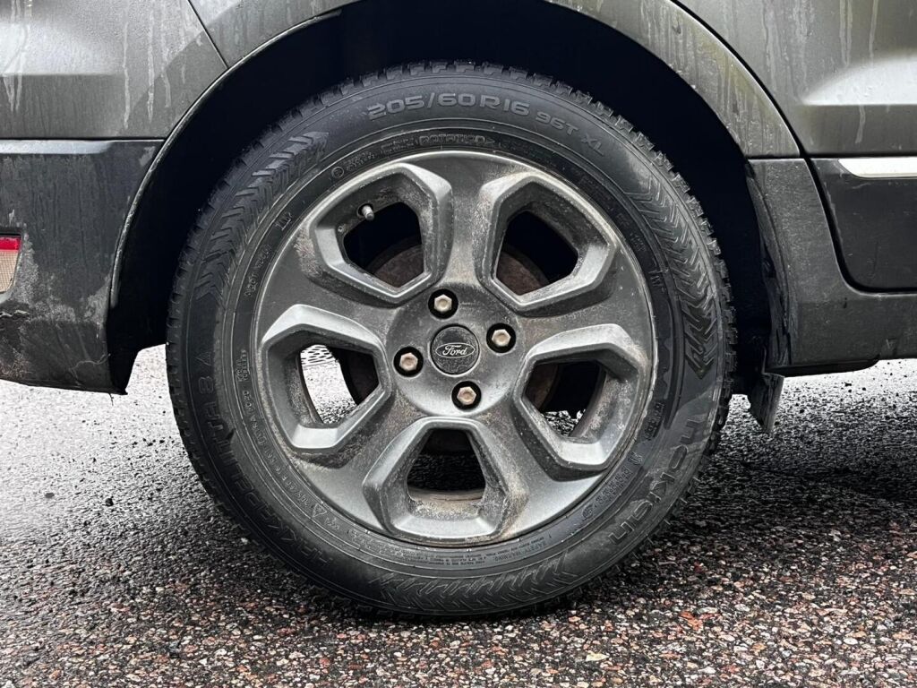 Ford Ecosport 2018 Met. Harmaa