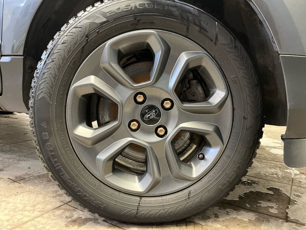 Ford Ecosport 2018 Met. Harmaa