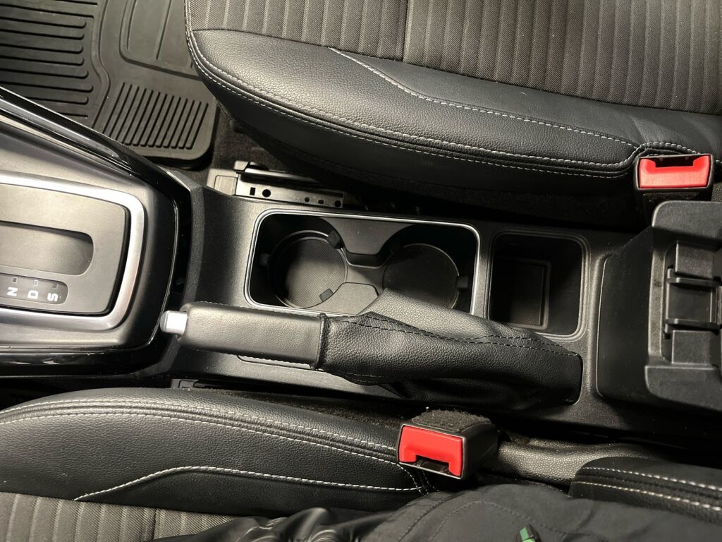 Ford Ecosport 2018 Met. Harmaa