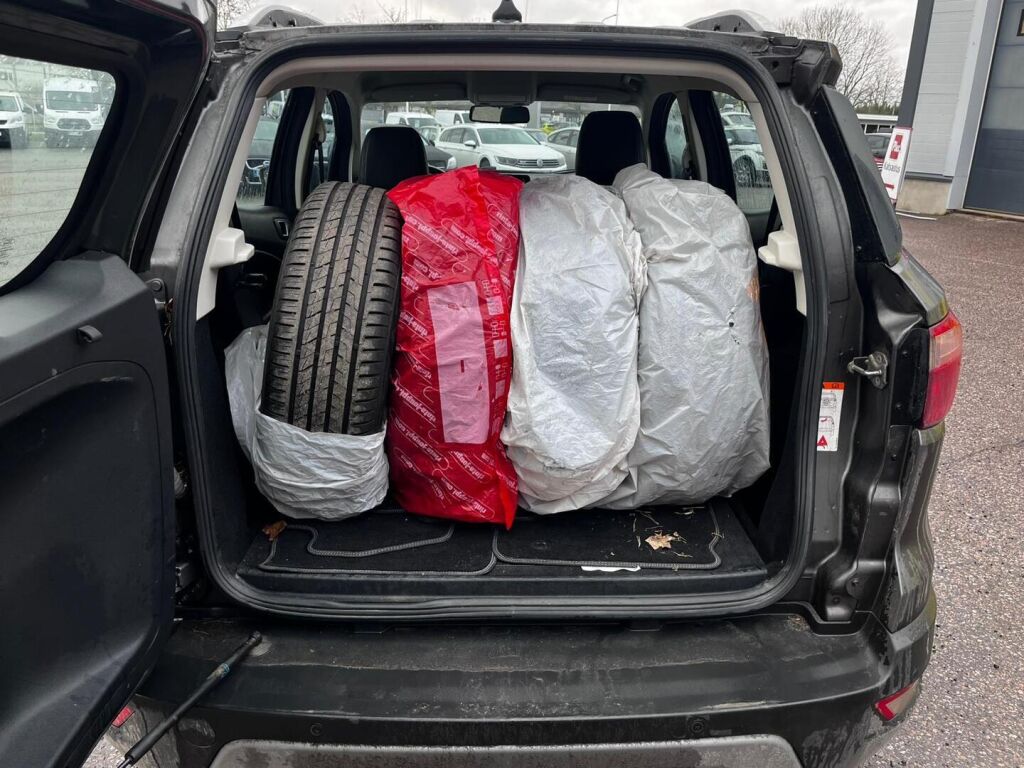 Ford Ecosport 2018 Met. Harmaa