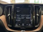 Volvo XC60 2018 Musta