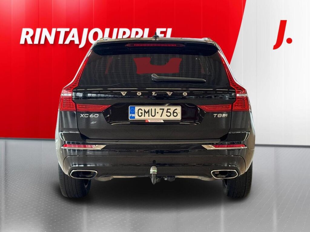 Volvo XC60 2018 Musta