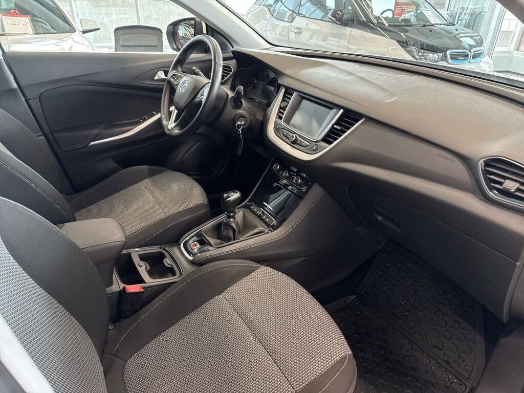 Opel Grandland X 2018 Valkoinen